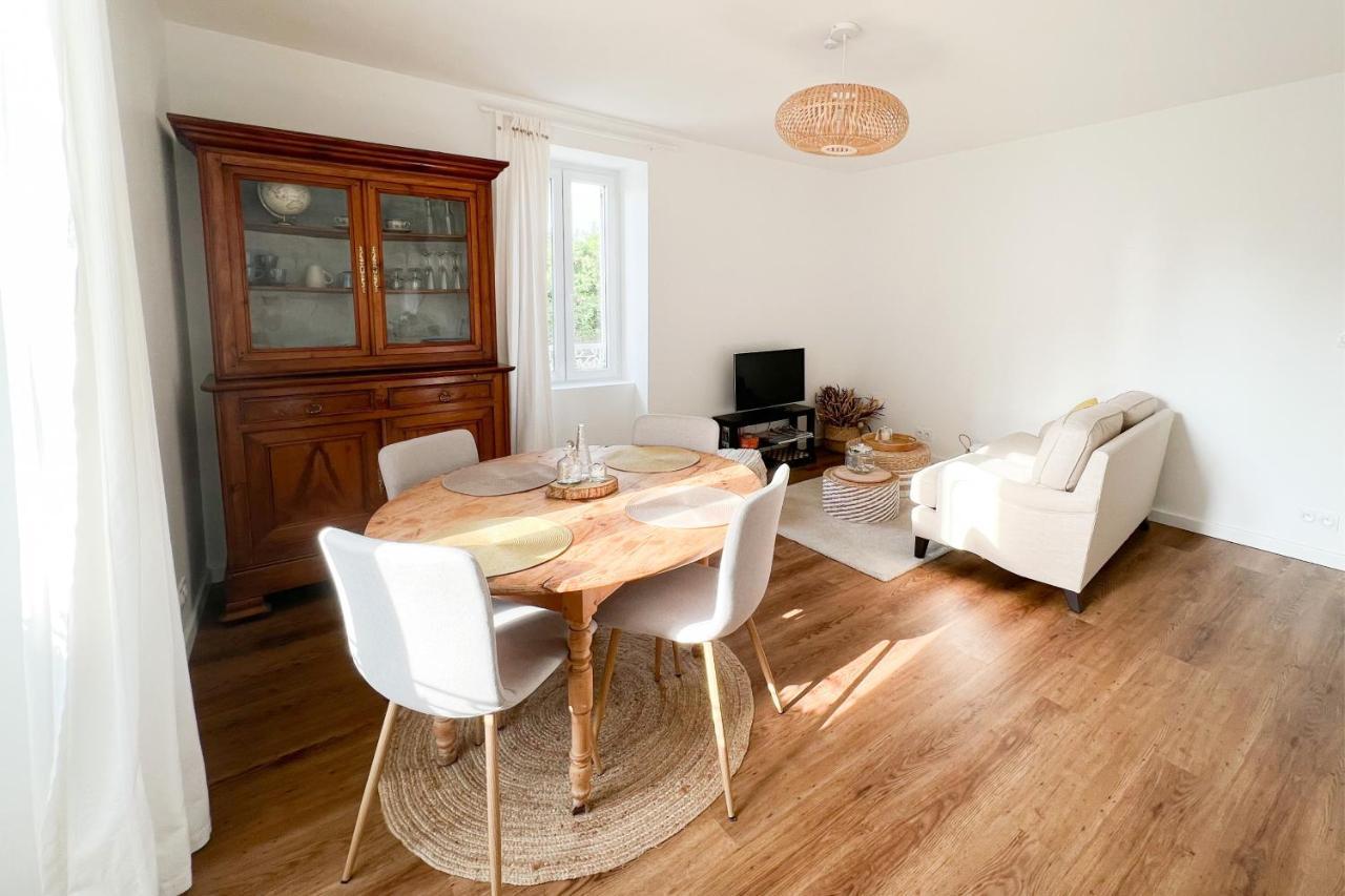 Chez Jeannette, Entre Centre Et Plages